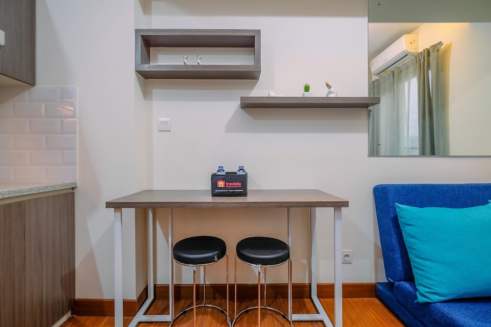 Minimalist and Cozy Stay 2BR at Podomoro Golf View Apartment
