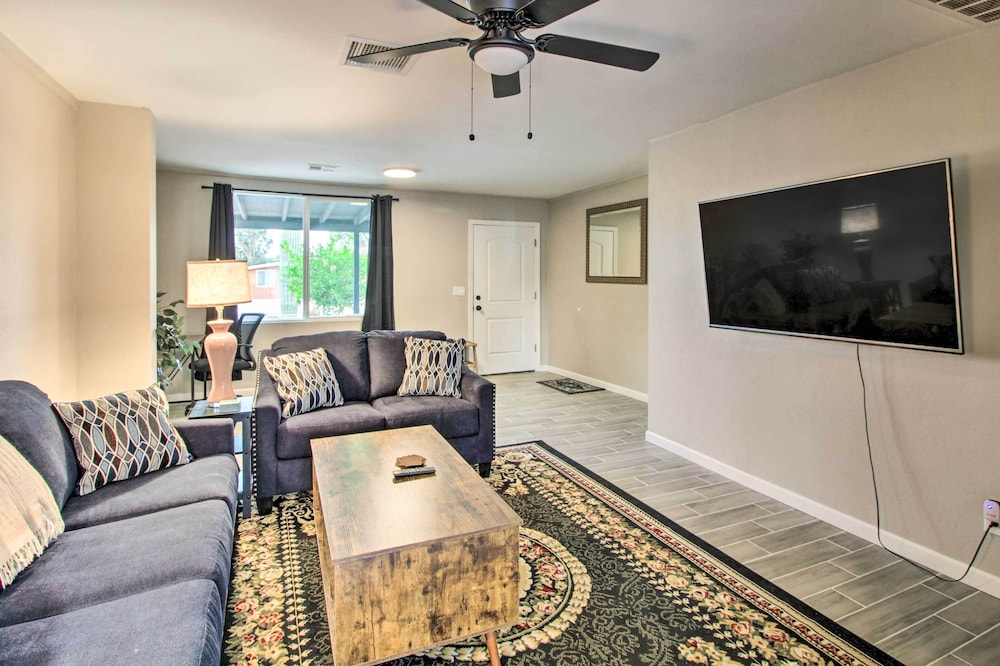 Charming Home ~ 7 Mi to Downtown Tucson!