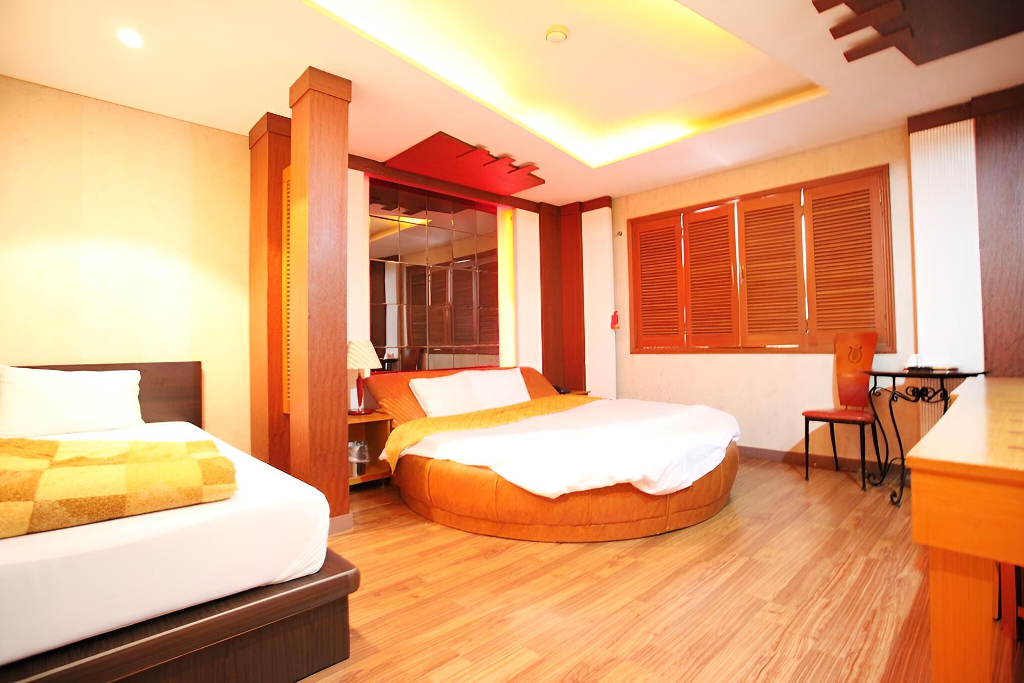 Incheon Myeongpum Hotel view 5