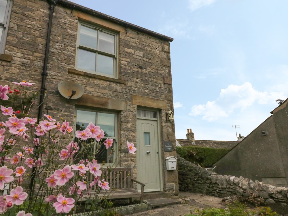 4 Cherry Tree Cottages