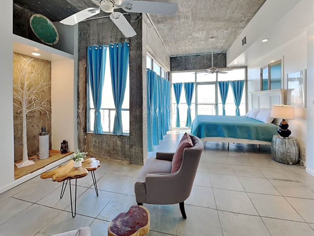 Photo 24