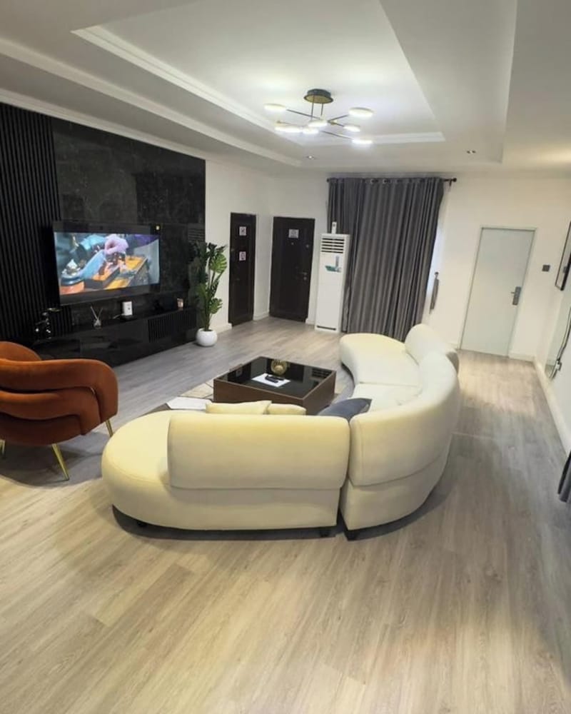 Konar Apartment