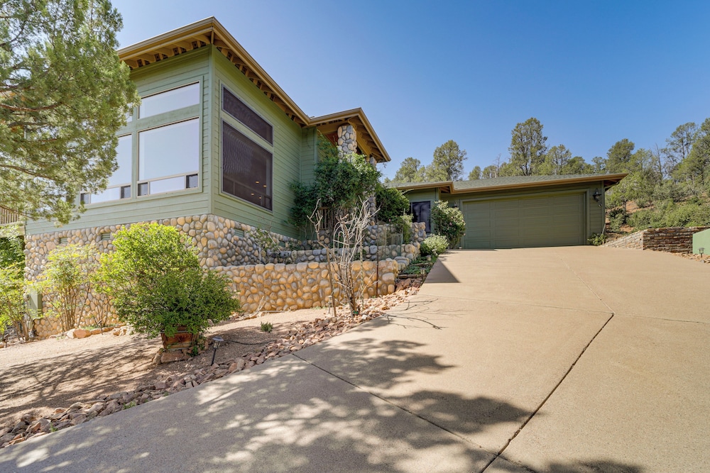 Panoramic Views: Luxe Payson Paradise!