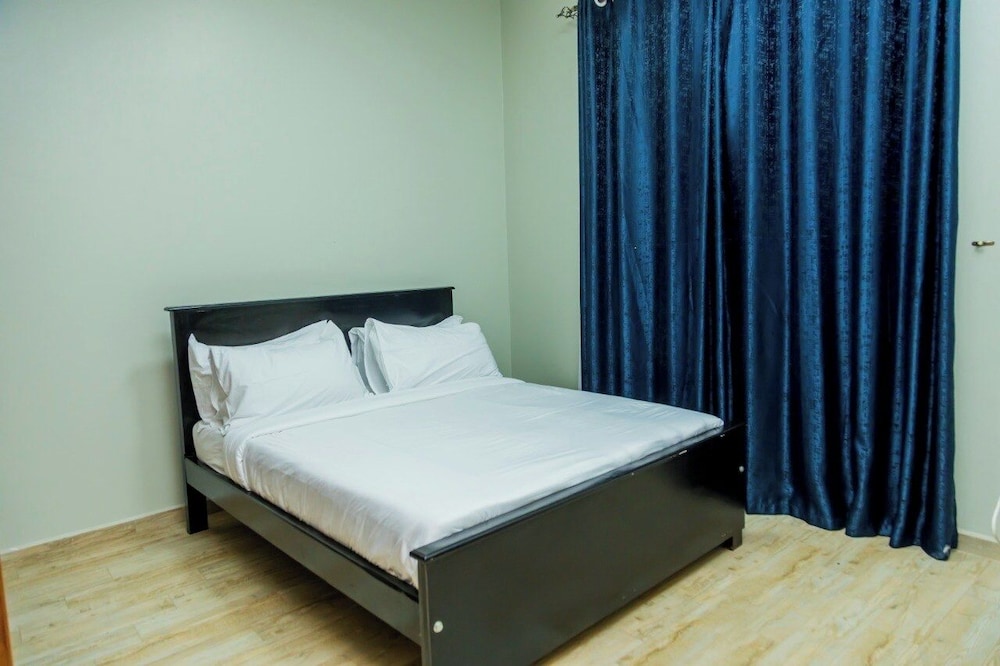 Cozy Residences Kampala 007 view 3