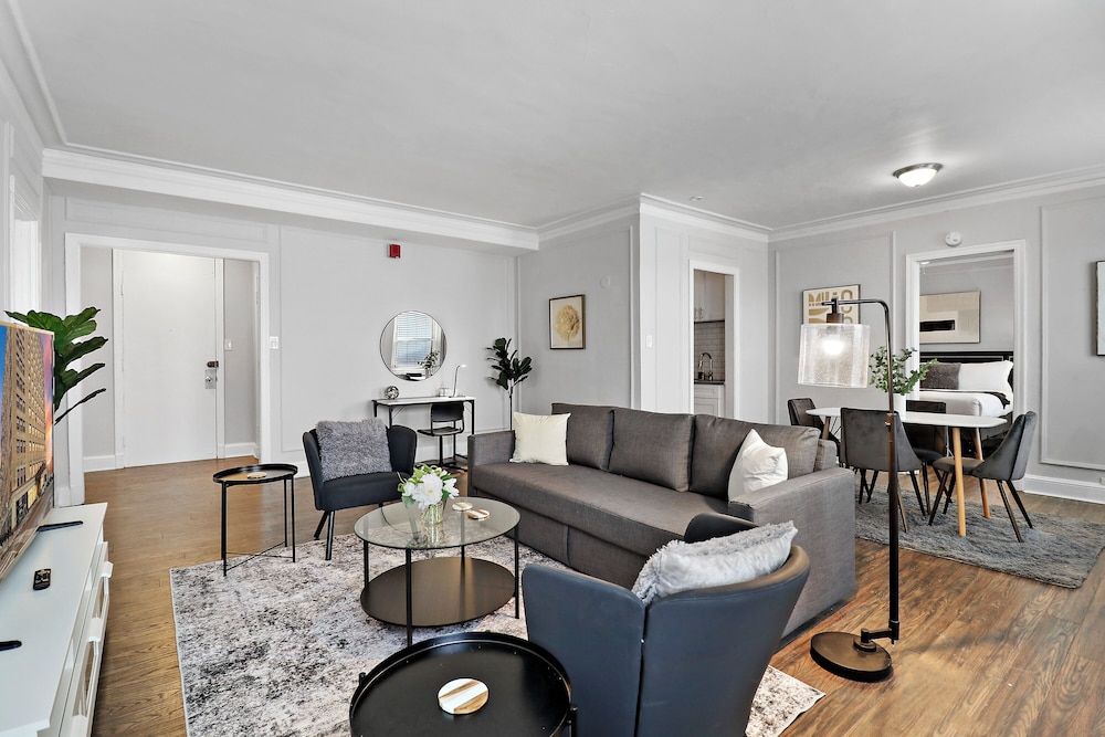 2BR Spacious Apt - BS 605