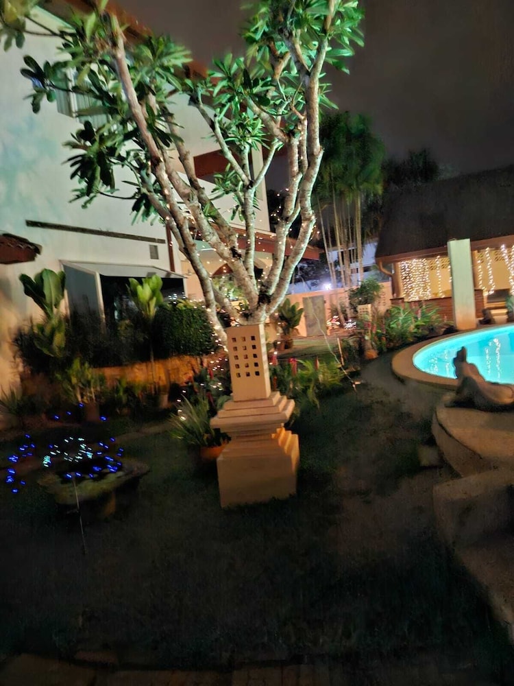 Mooni Sunshine Villa