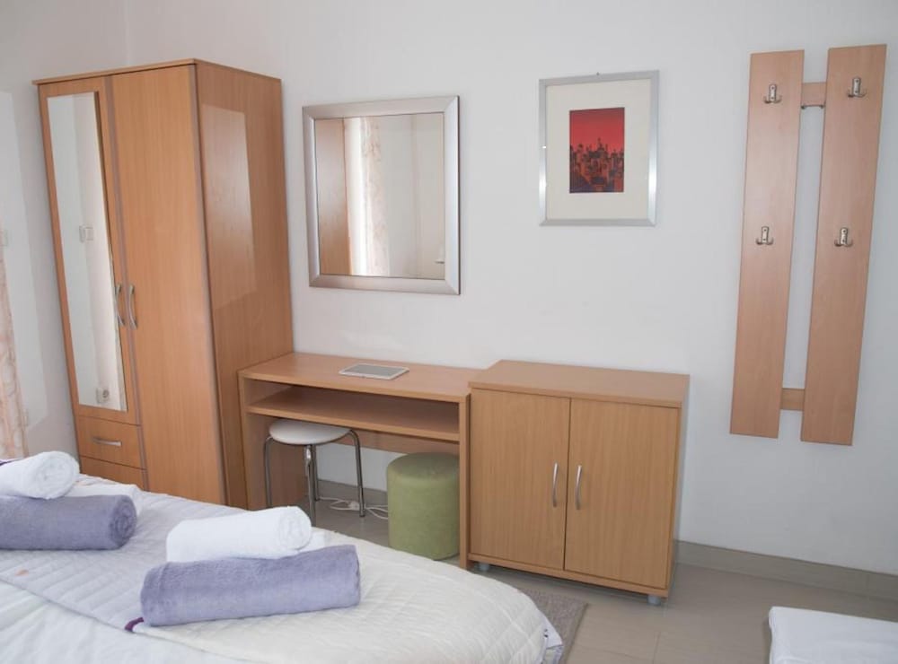 Spacious and Tranquil Apartments With Shared Pool