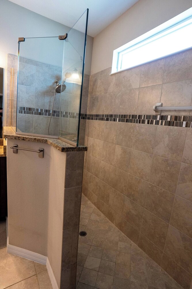 Spacious With Private Pool Ideal for Families