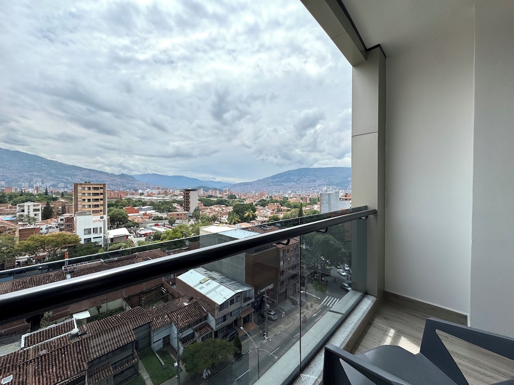 Torre Zurich Luxury