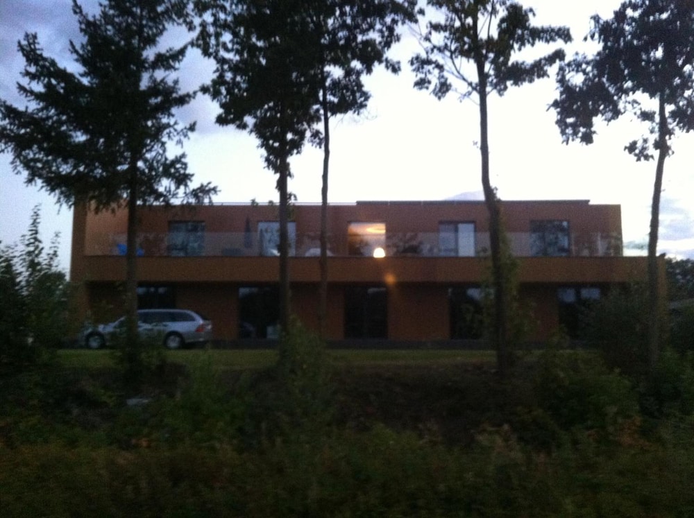 Photo 37