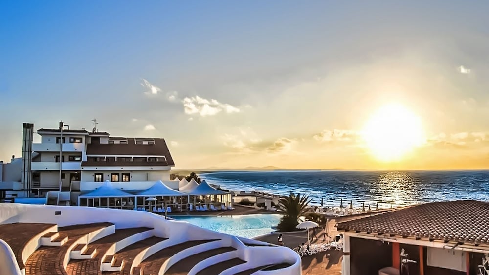 La Plage Resort