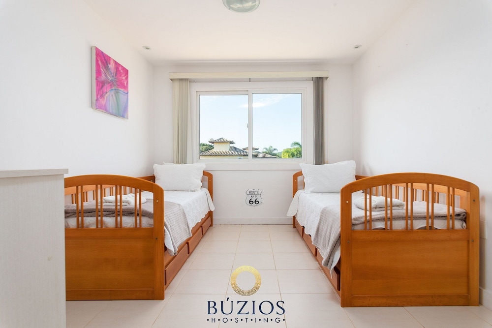 Bz36 600m Rua das Pedras Casa c piscina