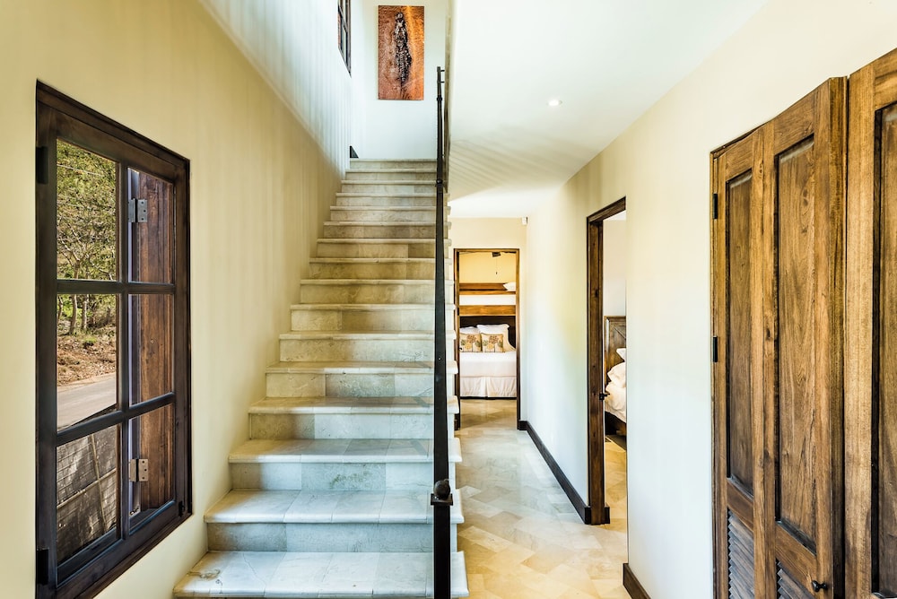 Las Catalinas Doorway