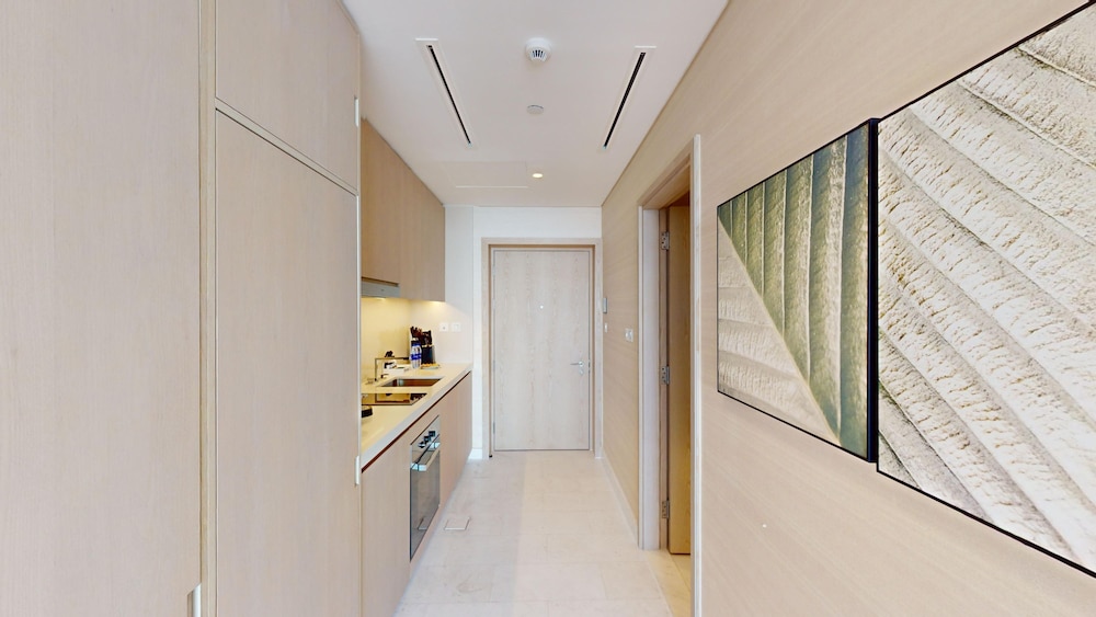 Palm Jumeirah - Palm Tower T1 3317