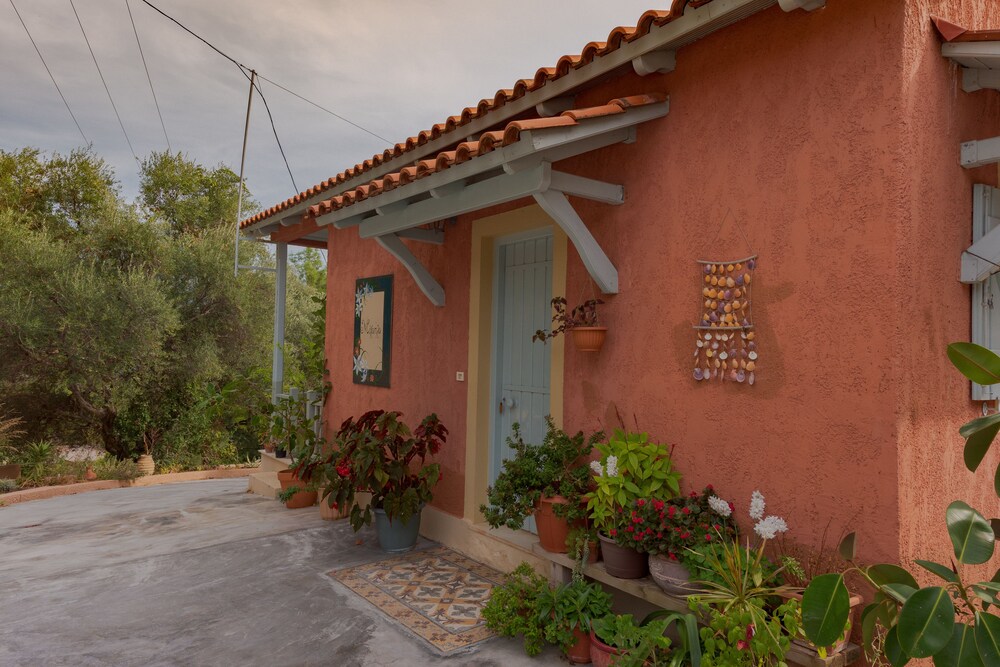 Mihaila Bungalows