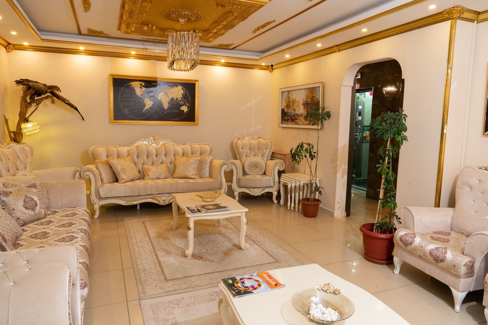 Loss Hotel - Image 26