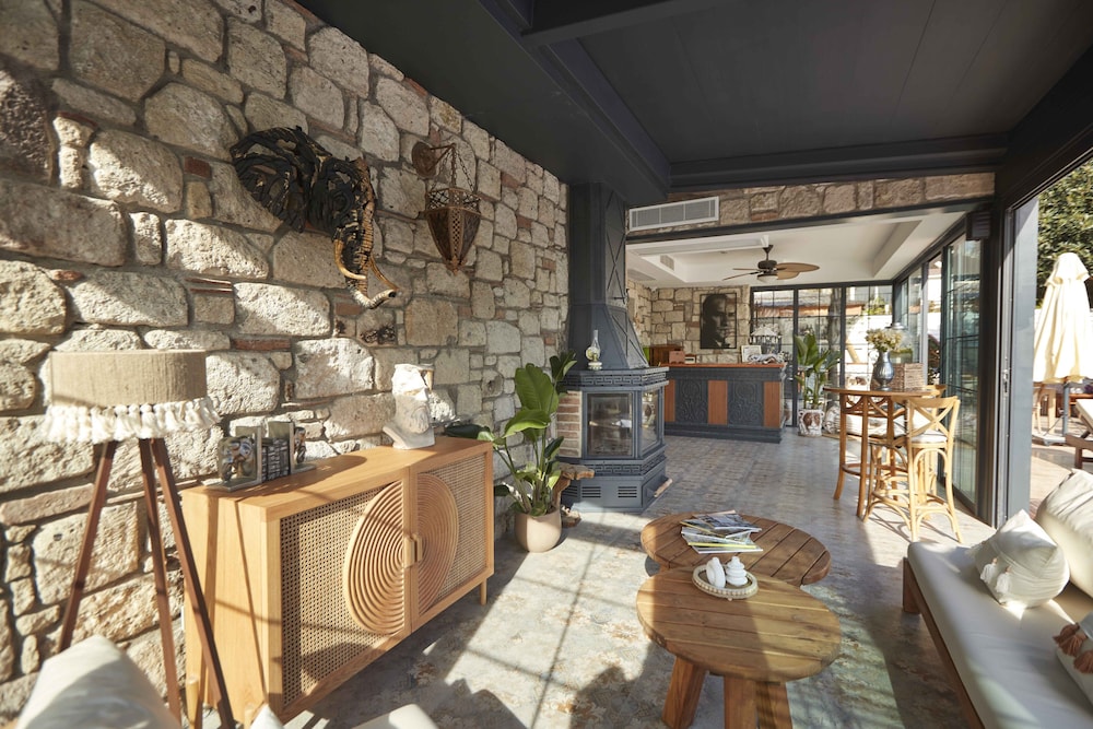 AlaBora Otel - Alaçatı - Image 28