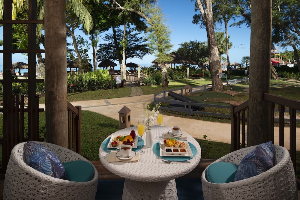 Jamaica Vacations - Beaches Negril Resort - ALL INCLUSIVE - Property Image 7