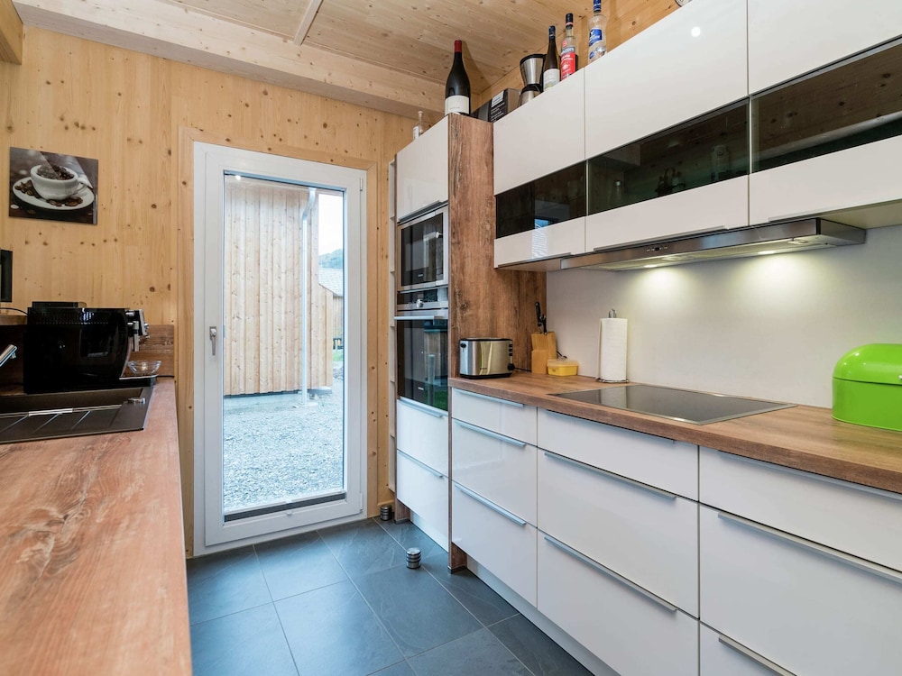 Attractive Chalet With hot tub