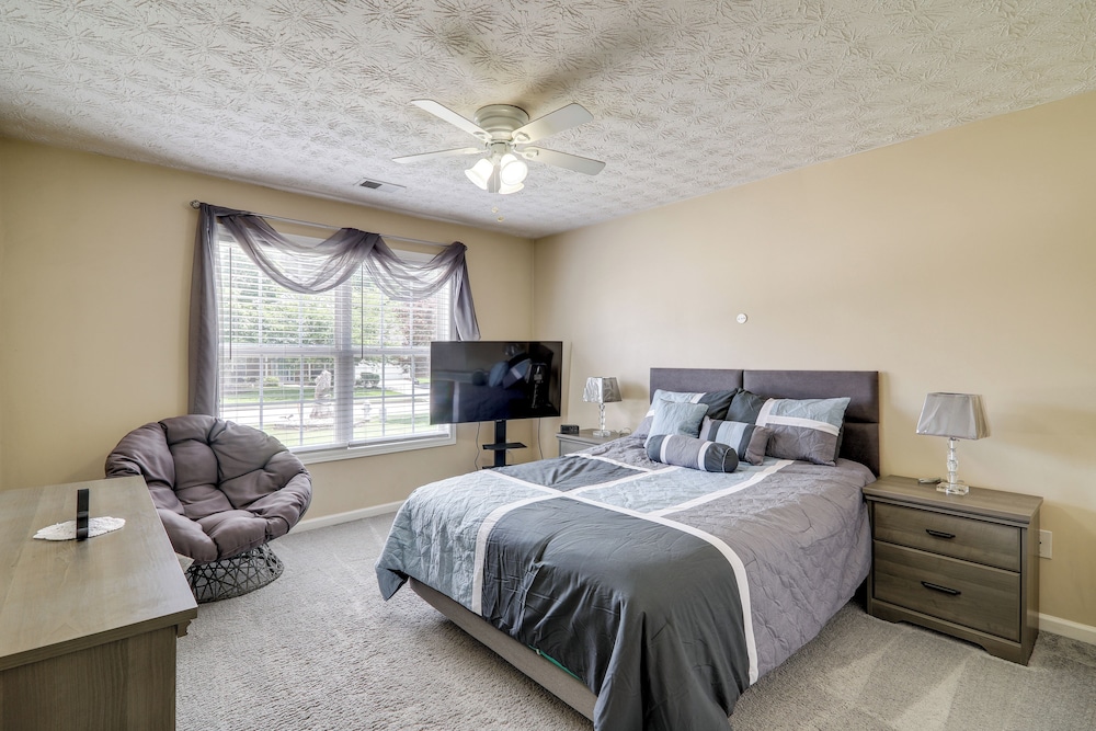 Shop, Fish & Explore: Suburban Home in Loganville!