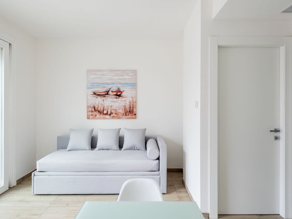 Apartment in Stintino Near La Pelosa Beach photo 2