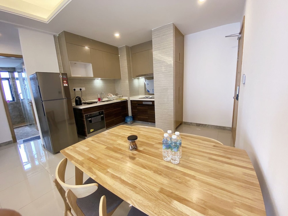 R&F TrexHomestay