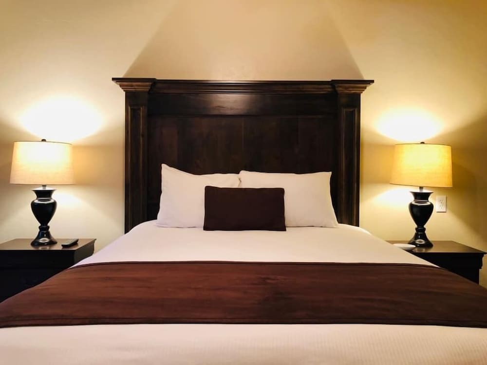 CB&M Executive Suites