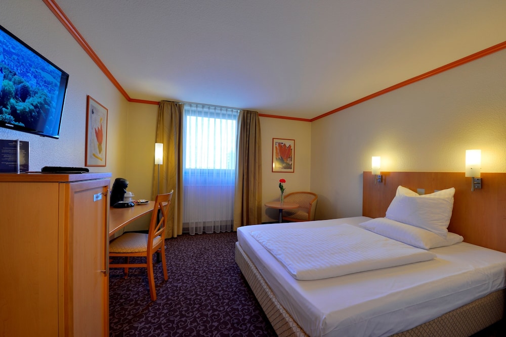 PLAZA INN Leonberg - Property Image 43