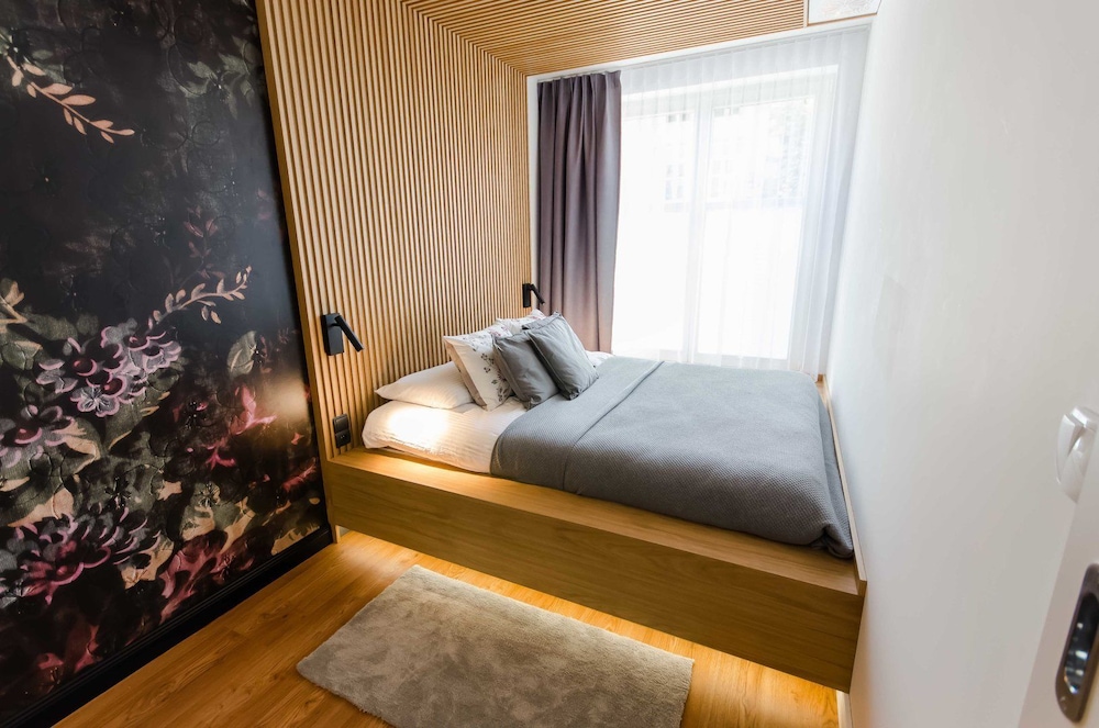 Old Town Premium Apartments view 3