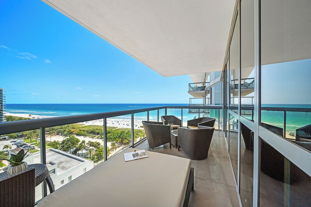 Luxury Vacation Rentals at The Setai by LRMB