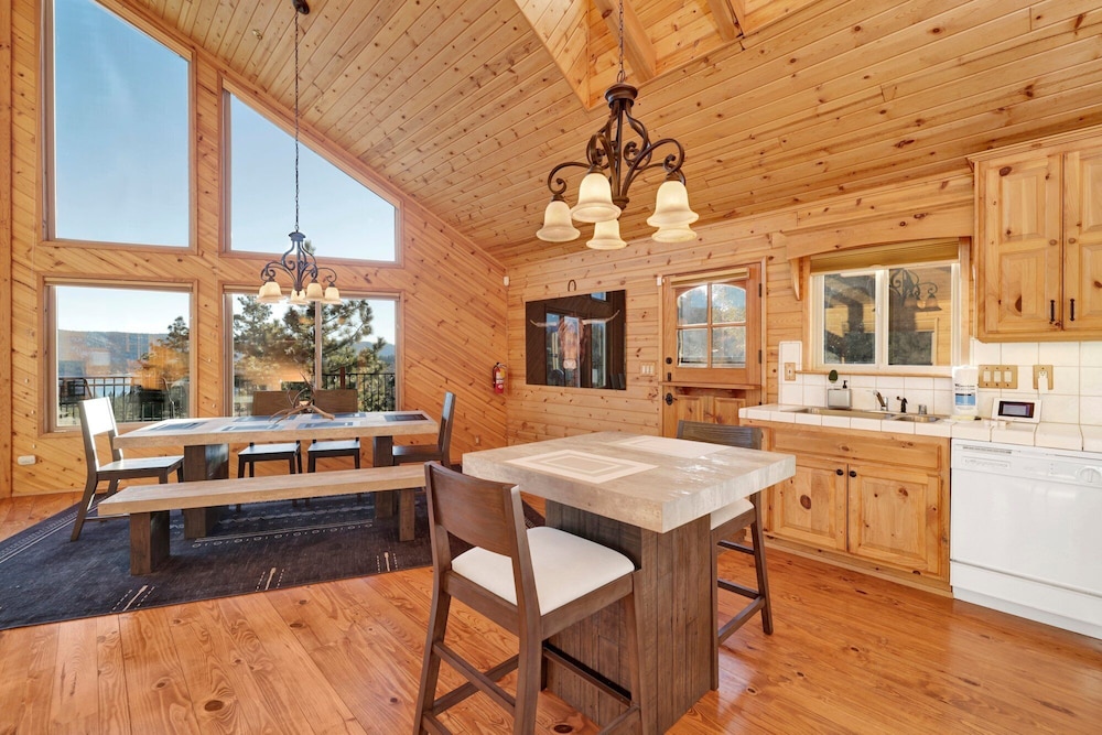 High-top Lakeview Chateau #2520