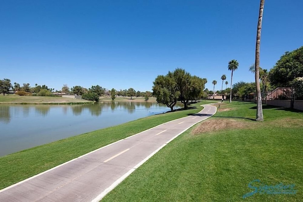 McCormick Ranch Santa Fe Home By Signature Vacation Rentals