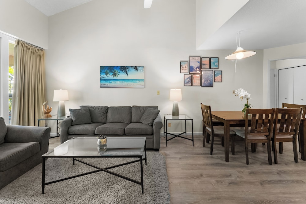 Maui Banyan A-202 by Maui Rental Group