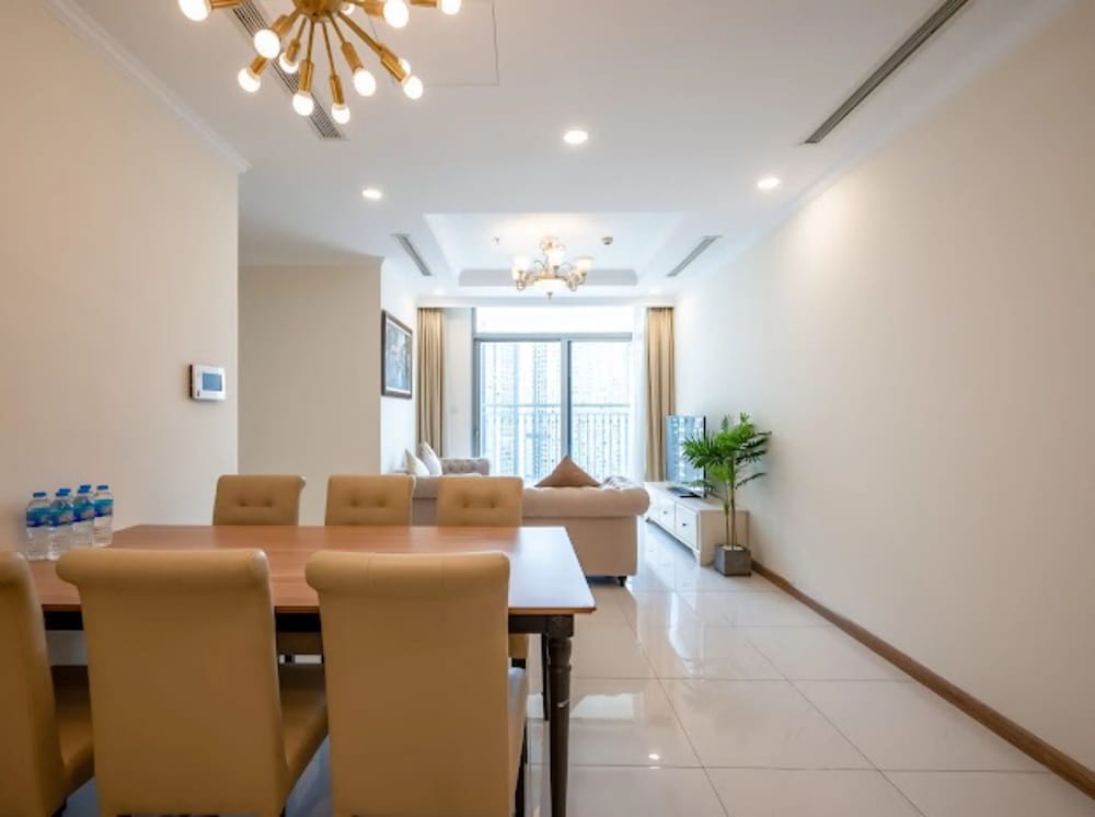 Somi Luxstay LP
