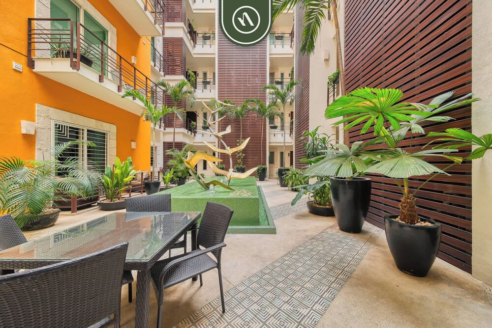 Amazing 1 BR Condo in Romantic Zone - Rooftop Pool