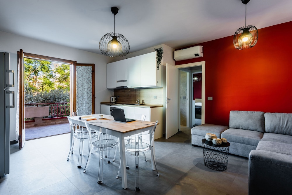 La Romantica Apartment by Wonderful Italy
