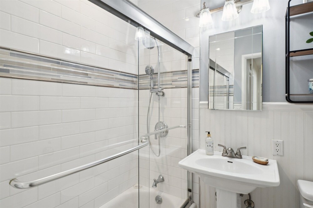 4980 Sandyland Road #215 1 Bedroom Condo