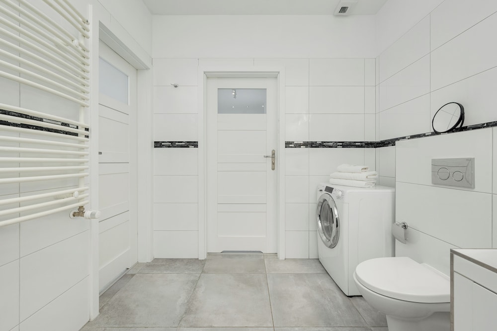Luxury Apartment by Renters Prestige