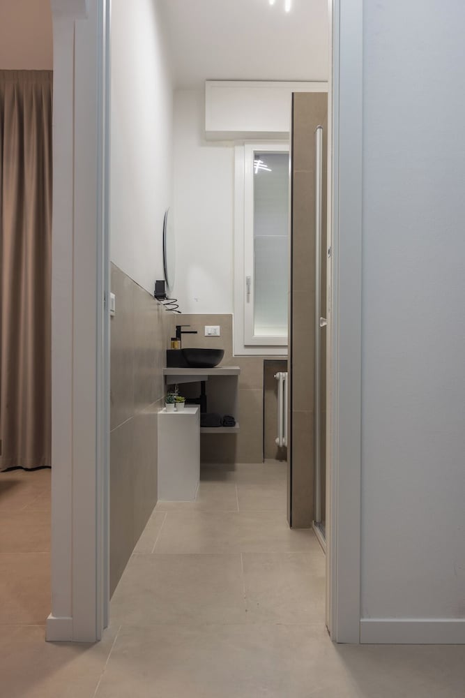 Luxury Station Suite