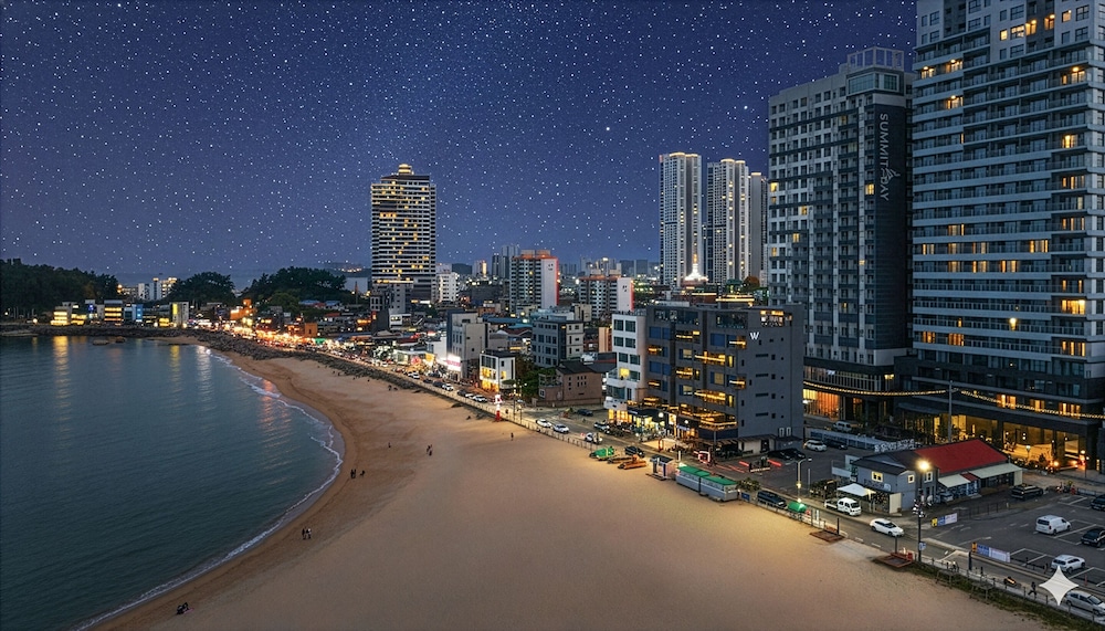 Sokcho W Spa Poolvilla view 4