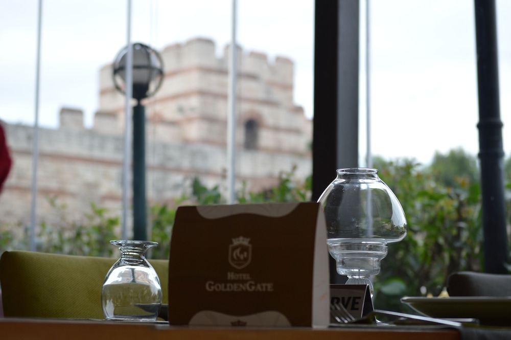 Goldengate Otel - Image 47