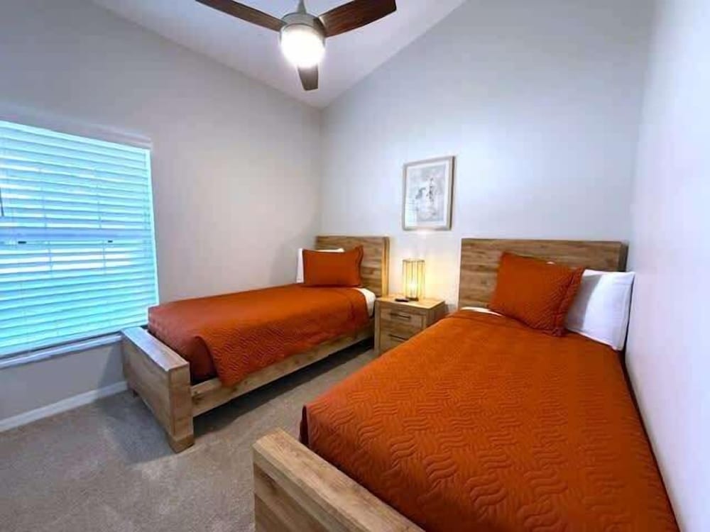 South Facing Updated Southern Dunes Villa