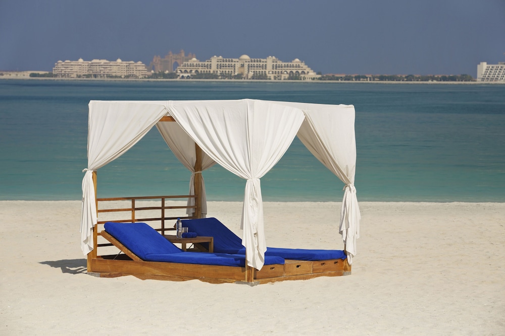 DoubleTree by Hilton Dubai - Jumeirah Beach