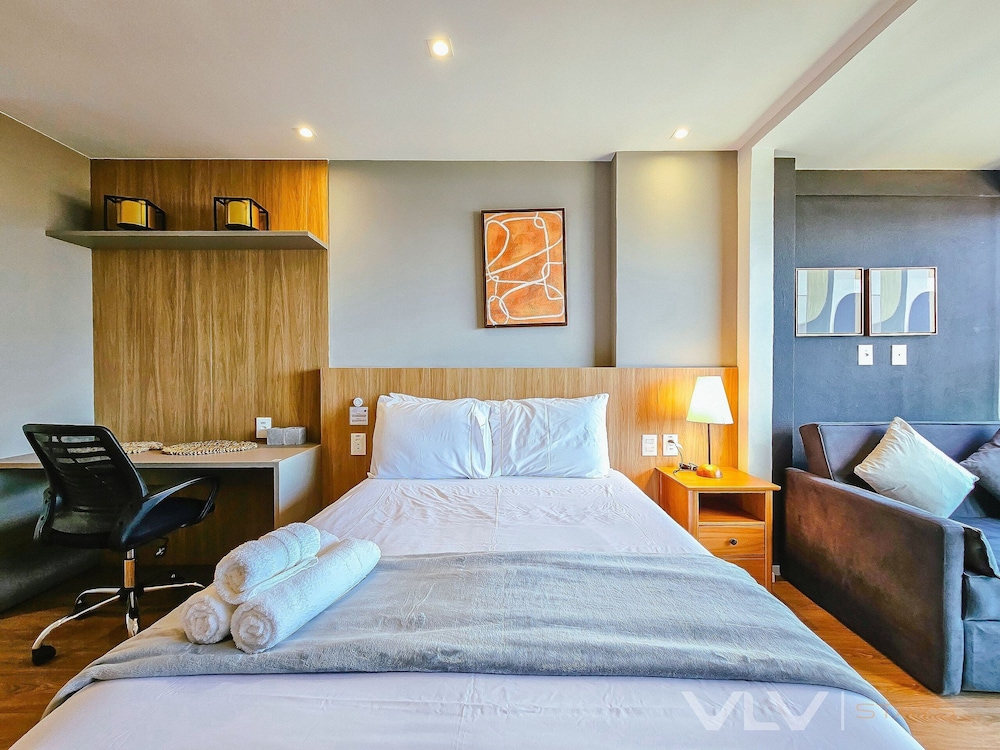 Art Studio by VLV Stays