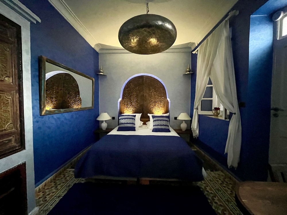RIAD MALAÏKA