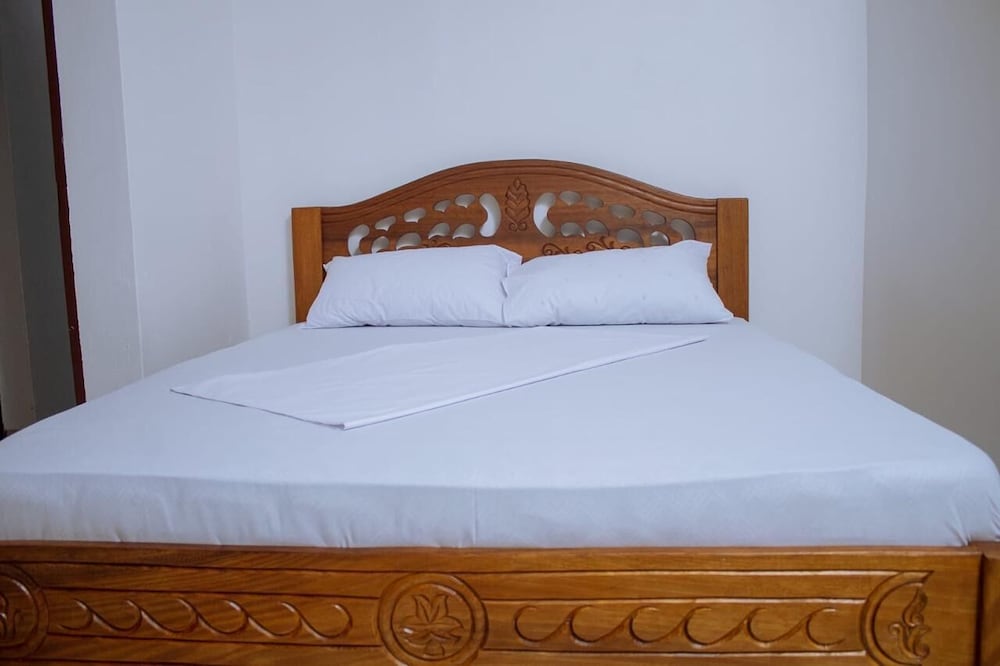 Lux Suites Mkomani Holiday Apartments