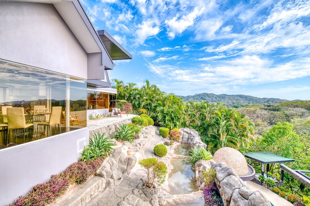 Luxury 15br Ocean View Estate in Nosara Ideal for Retreats Weddings Corporate Events