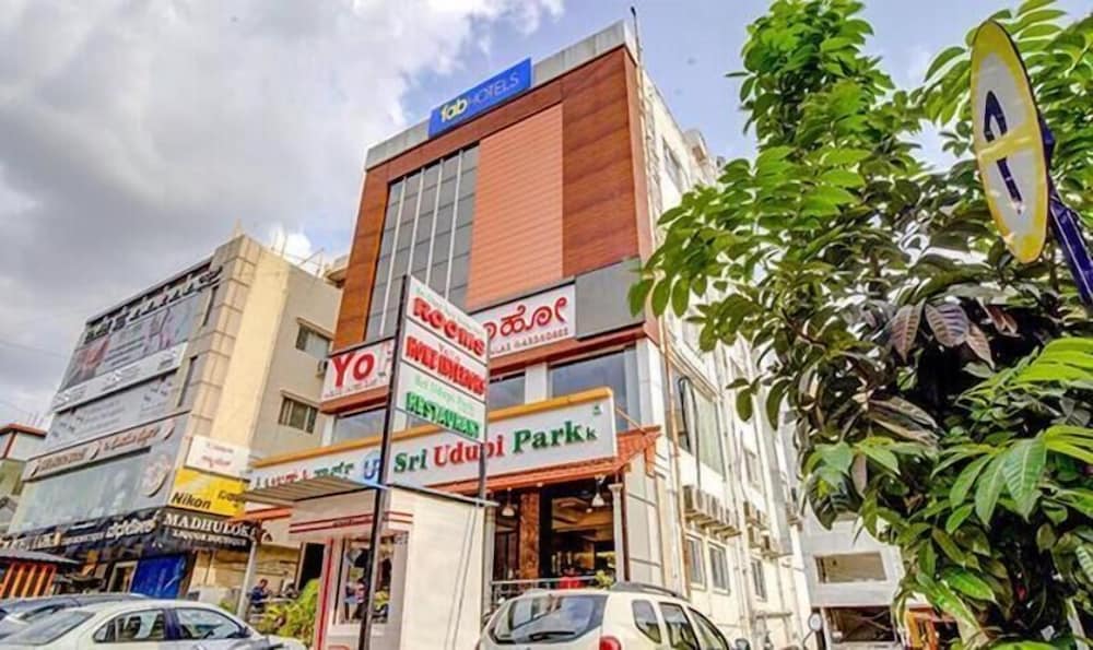Fabhotel Sri Udupi Park