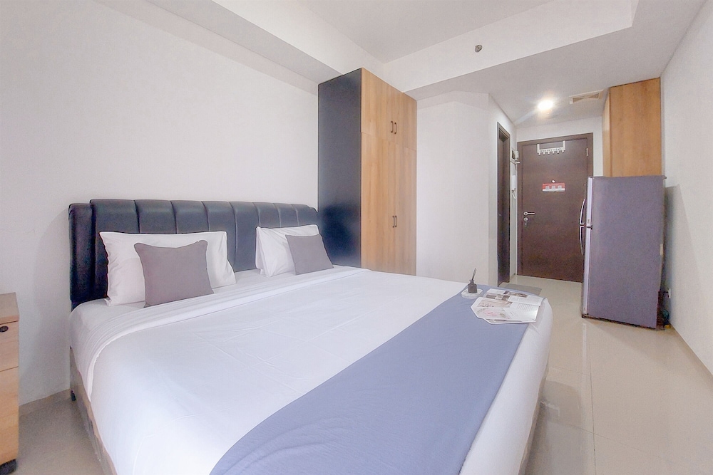 Comfy and Strategic Studio at Pacific Garden Alam Sutera Apartment