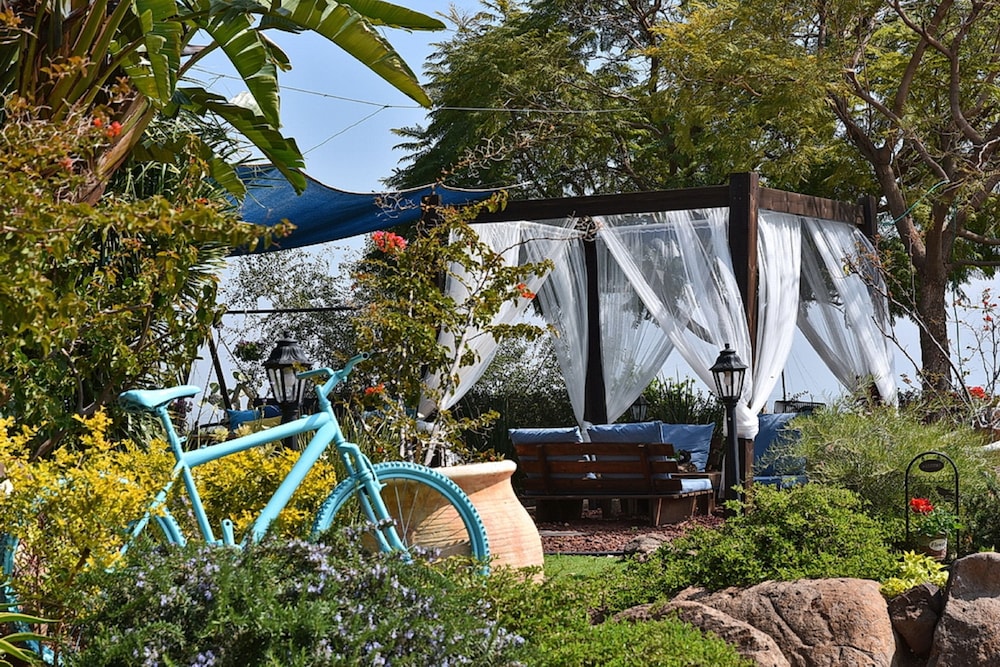 Mul Kineret Suites